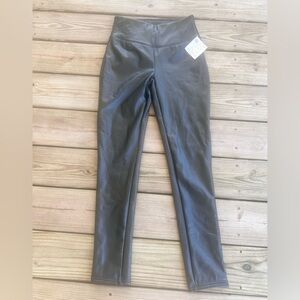 Ely Or Black Faux Leather Pants size S/M
